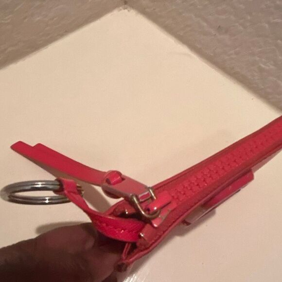 Marc Jacobs Keychain Cardholder Zip Top Wallet Red Leather Logo Front - Picture 4 of 12